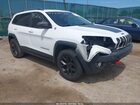 2018 Jeep Cherokee Trailhawk 4x4 White vin: 1C4PJMBX3JD547092
