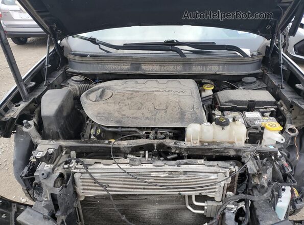 1C4PJMBX3KD393761 2019 JEEP CHEROKEE Черный Вид подкапотного пространства