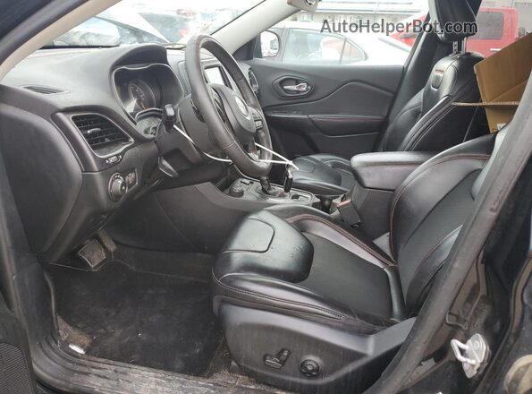 1C4PJMBX3KD393761 2019 JEEP CHEROKEE Черный Вид салона спереди
