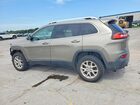 2017 Jeep Cherokee Latitude Бежевый vin: 1C4PJMCB1HW621854