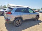 2016 Jeep Cherokee Latitude Серебряный vin: 1C4PJMCB2GW308486