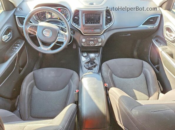 1C4PJMCB2KD289135 2019 JEEP CHEROKEE Белый Вид панели приборов