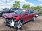 2019 Jeep Cherokee Latitude 4x4 Burgundy vin: 1C4PJMCB2KD469053