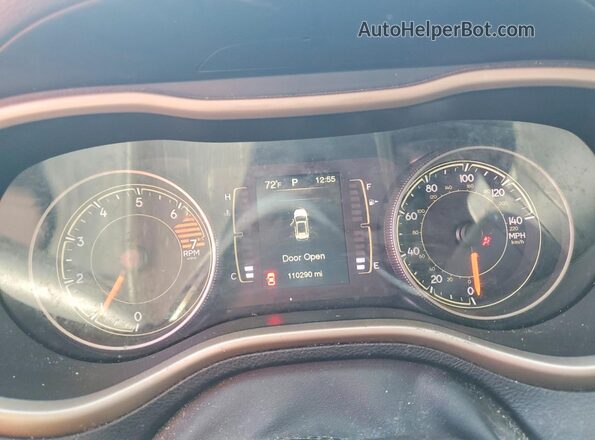 1C4PJMCB3HW570180 2017 JEEP CHEROKEE Gray ხელსაწყოთა პანელის ხედი