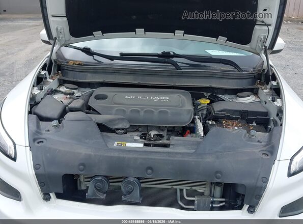 1C4PJMCB3JD528514 2018 JEEP CHEROKEE White Вид ззаду
