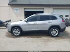 2019 Jeep Cherokee Latitude 4x4 Silver vin: 1C4PJMCB3KD278788
