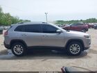 2019 Jeep Cherokee Latitude 4x4 Silver vin: 1C4PJMCB3KD278788