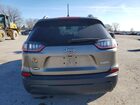 2019 Jeep Cherokee Latitude Gray vin: 1C4PJMCB4KD104390
