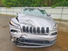 2016 Jeep Cherokee Latitude Серебряный vin: 1C4PJMCB5GW259879