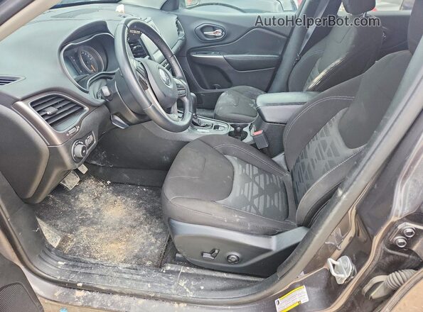1C4PJMCB6KD279286 2019 JEEP CHEROKEE Серый Вид салона спереди