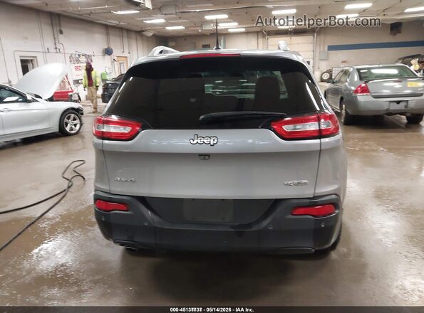 1C4PJMCB8JD559287 2018 JEEP CHEROKEE Gray 