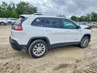 2020 Jeep Cherokee Latitude White vin: 1C4PJMCB8LD550429