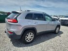 2017 Jeep Cherokee Latitude Silver vin: 1C4PJMCS0HW581802
