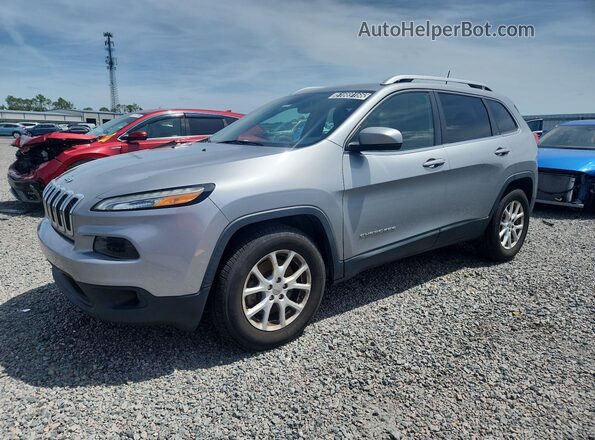 1C4PJMCS0HW581802 2017 JEEP CHEROKEE Silver Vista tres cuartos delantera izquierda