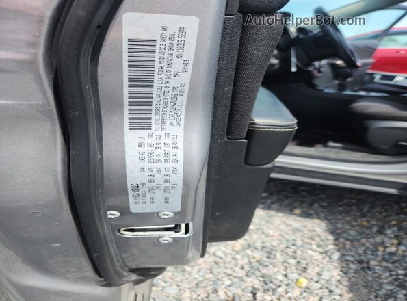 1C4PJMCS0HW581802 2017 JEEP CHEROKEE Silver Vista de la etiqueta del VIN