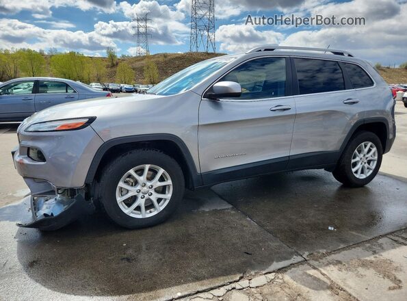 1C4PJMCS0HW609002 2017 JEEP CHEROKEE Silver Передня ліва чверть