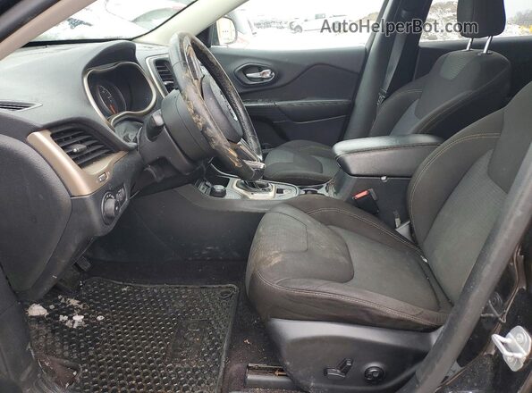 1C4PJMCS3GW294419 2016 JEEP CHEROKEE Black Front interior view