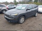2017 Jeep Cherokee Latitude 4x4 Gray vin: 1C4PJMCS6HW556967