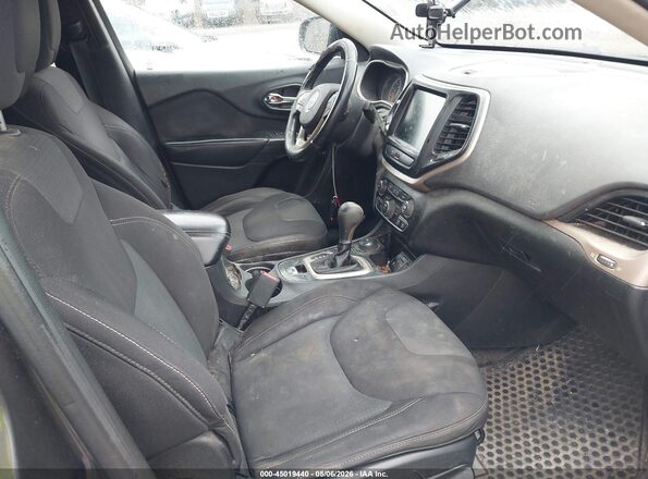 1C4PJMCS6HW556967 2017 JEEP CHEROKEE Gray Widok wnętrza z przodu