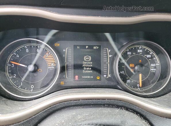 1C4PJMCS9GW322806 2016 JEEP CHEROKEE Белый Вид щитка приборов