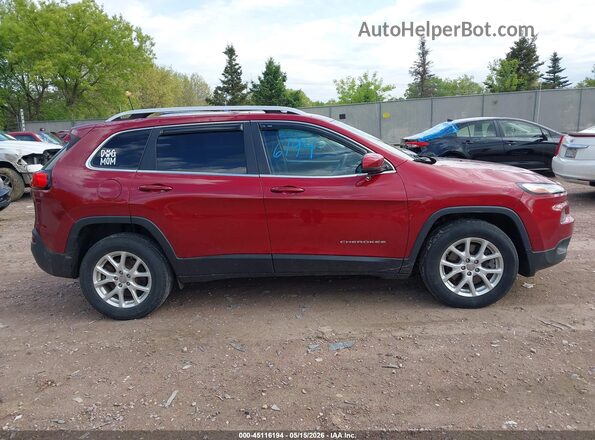 1C4PJMCSXHW636188 2017 JEEP CHEROKEE Red Вид задньої частини салону