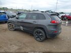 2018 Jeep Cherokee Latitude 4x4 Серый vin: 1C4PJMCX2JD501798