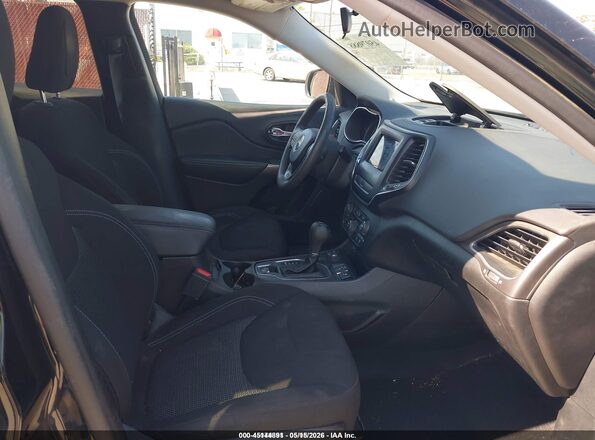 1C4PJMCX6LD643381 2020 JEEP CHEROKEE Черный Вид салона спереди