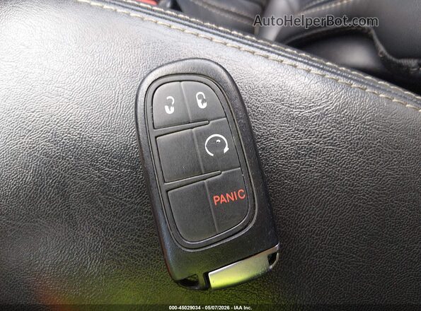 1C4PJMDB0GW250649 2016 JEEP CHEROKEE Gray Widok deski rozdzielczej