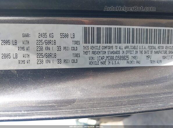 1C4PJMDB8JD589825 2018 JEEP CHEROKEE Gray Vista del compartimento del motor