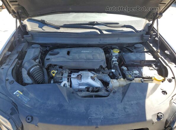 1C4PJMDNXKD299517 2019 JEEP CHEROKEE Black Vista del compartimento del motor