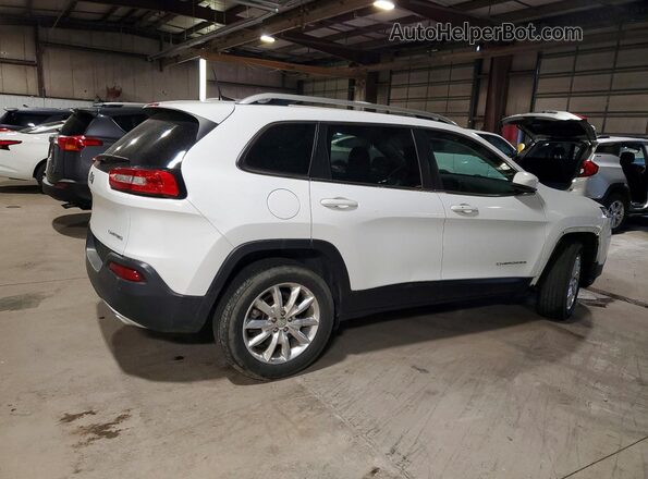 1C4PJMDS7HW557396 2017 JEEP CHEROKEE White Rear right