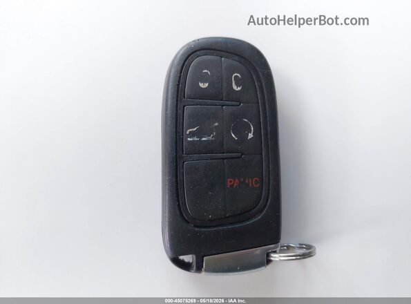 1C4PJMDSXGW331903 2016 JEEP CHEROKEE Черный Вид панели приборов