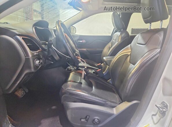 1C4PJMDX3KD200909 2019 JEEP CHEROKEE White Vista interior delantera