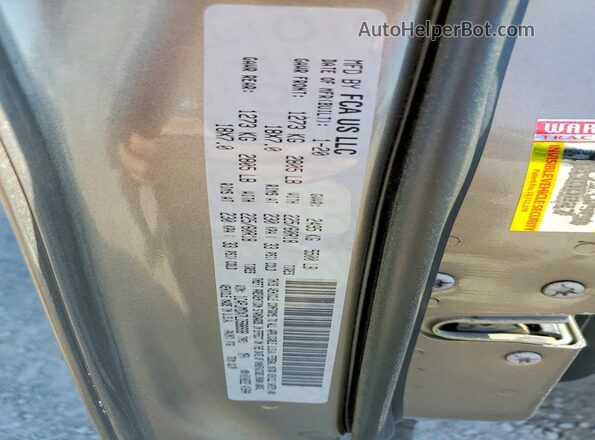 1C4PJMDX7LD588938 2020 JEEP CHEROKEE Серебряный Панорамный вид салона 360°