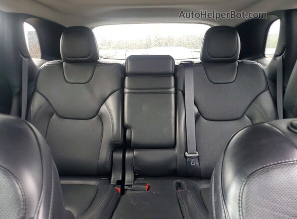 1C4PJMDX8KD102247 2019 JEEP CHEROKEE Black Widok tylnych siedzeń