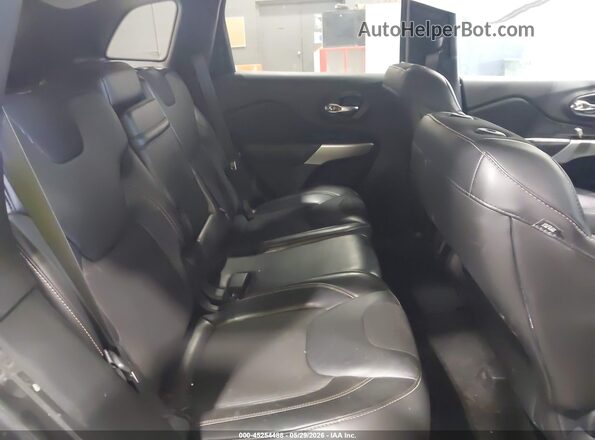 1C4PJMLB2JD527340 2018 JEEP CHEROKEE Gray Vista de la etiqueta del VIN