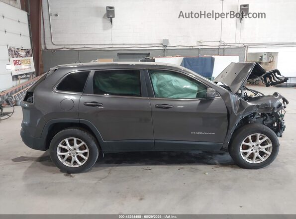 1C4PJMLB2JD527340 2018 JEEP CHEROKEE Gray Vista interior trasera