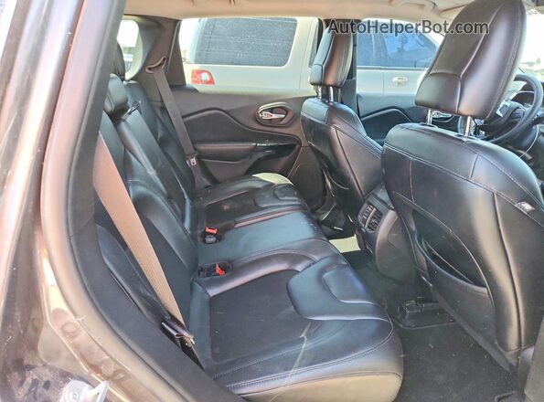 1C4PJMLB3MD220246 2021 JEEP CHEROKEE Gray Vista interior trasera