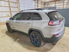 2020 Jeep Cherokee Latitude Plus Серебряный vin: 1C4PJMLB7LD529393