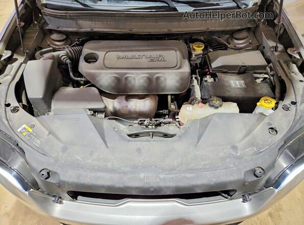 1C4PJMLB7LD529393 2020 JEEP CHEROKEE Серебряный Вид подкапотного пространства