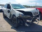 2019 Jeep Cherokee Altitude 4x4 White vin: 1C4PJMLB9KD464996