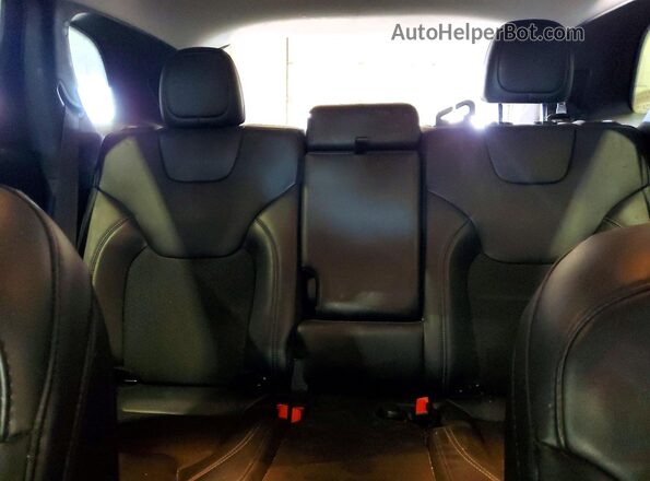1C4PJMLB9LD545000 2020 JEEP CHEROKEE Серебряный Вид задних сидений