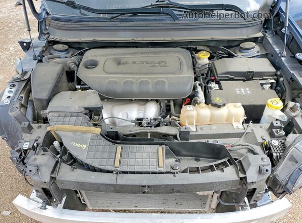 1C4PJMLBXLD611537 2020 JEEP CHEROKEE Синий Вид задней части салона