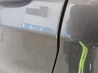 2019 Jeep Cherokee Latitude Plus Серый vin: 1C4PJMLN4KD293746 Damage: Left Front Door, Heavy Scratch, 2 To 3 Inches