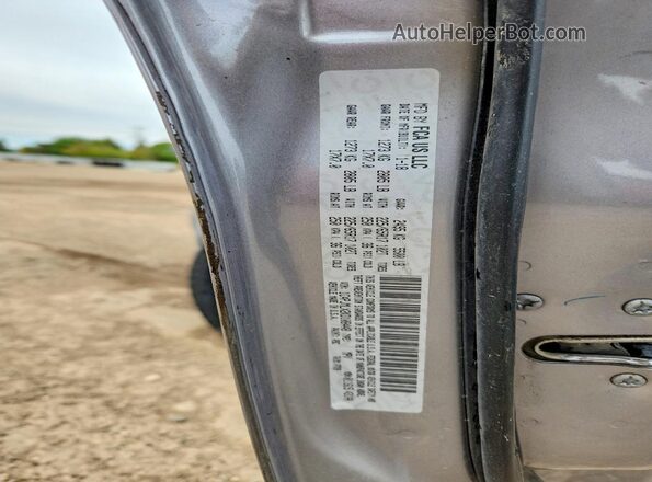 1C4PJMLX2KD108448 2019 JEEP CHEROKEE Silver Engine compartment view