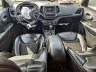 2019 Jeep Cherokee Latitude Plus Gray vin: 1C4PJMLX3KD287910