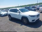 2019 Jeep Cherokee Latitude Plus 4x4 White vin: 1C4PJMLXXKD155775