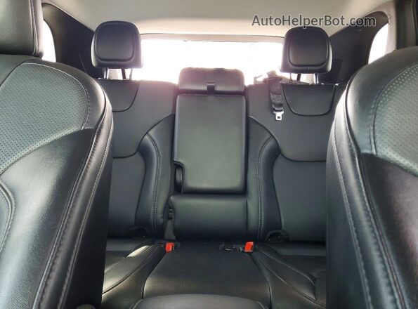 1C4PJMMB6PD112500 2023 JEEP CHEROKEE White Вид задніх сидінь