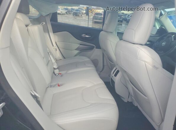 1C4PJMMX4MD163016 2021 JEEP CHEROKEE Черный Вид задней части салона