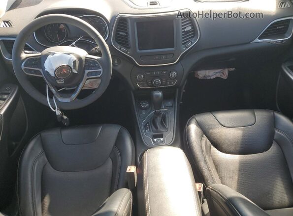 1C4PJMMX4ND530613 2022 JEEP CHEROKEE Белый Вид панели приборов